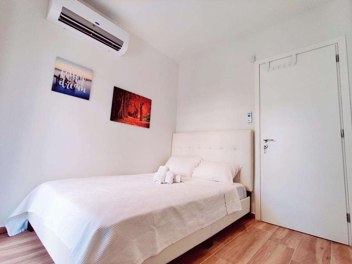 Wsd Luxury Bright 2Bd Apt With Sea View Balcony アテネ エクステリア 写真